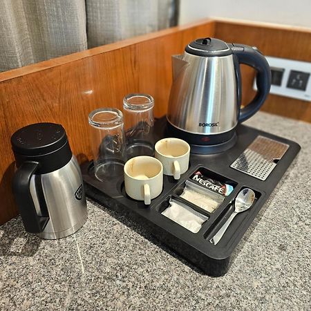 Rds Hotel 阿穆达巴 外观 照片
