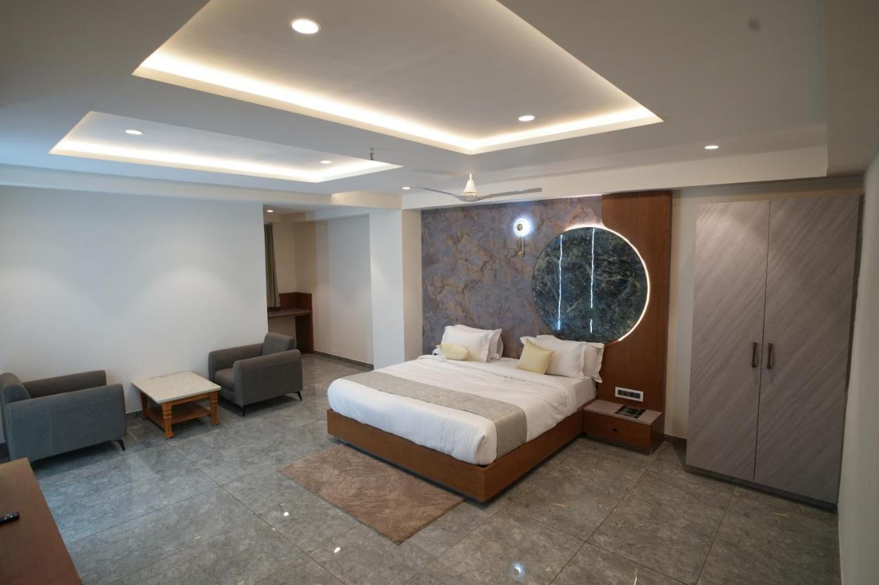 Rds Hotel 阿穆达巴 外观 照片